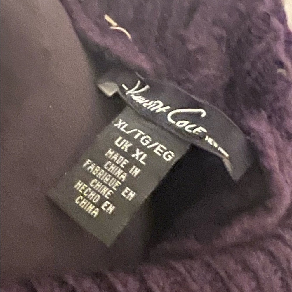 Ladies Top - Picture 2 of 2